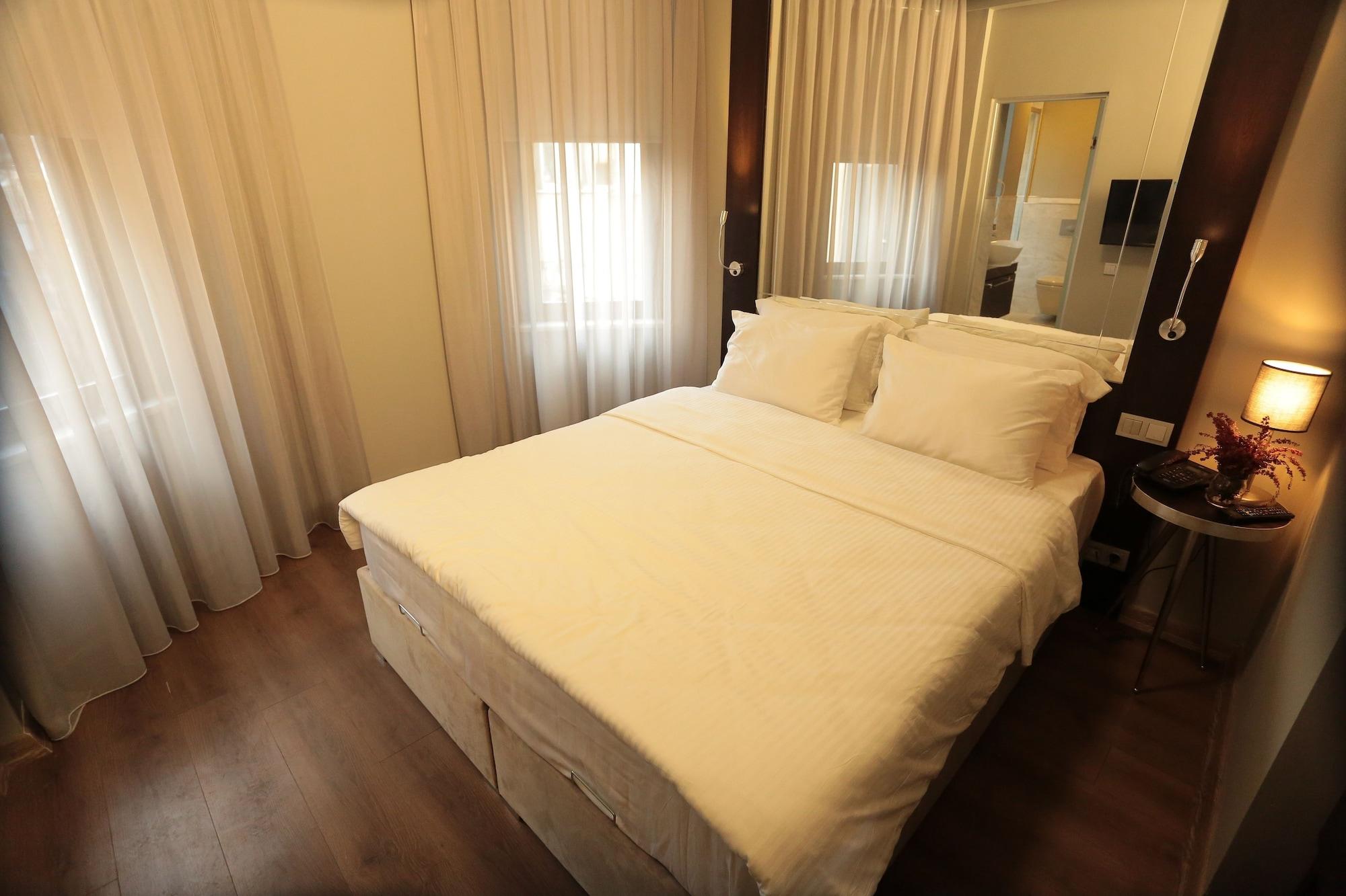 Ferman Pera Hotel Istanbul Exterior photo
