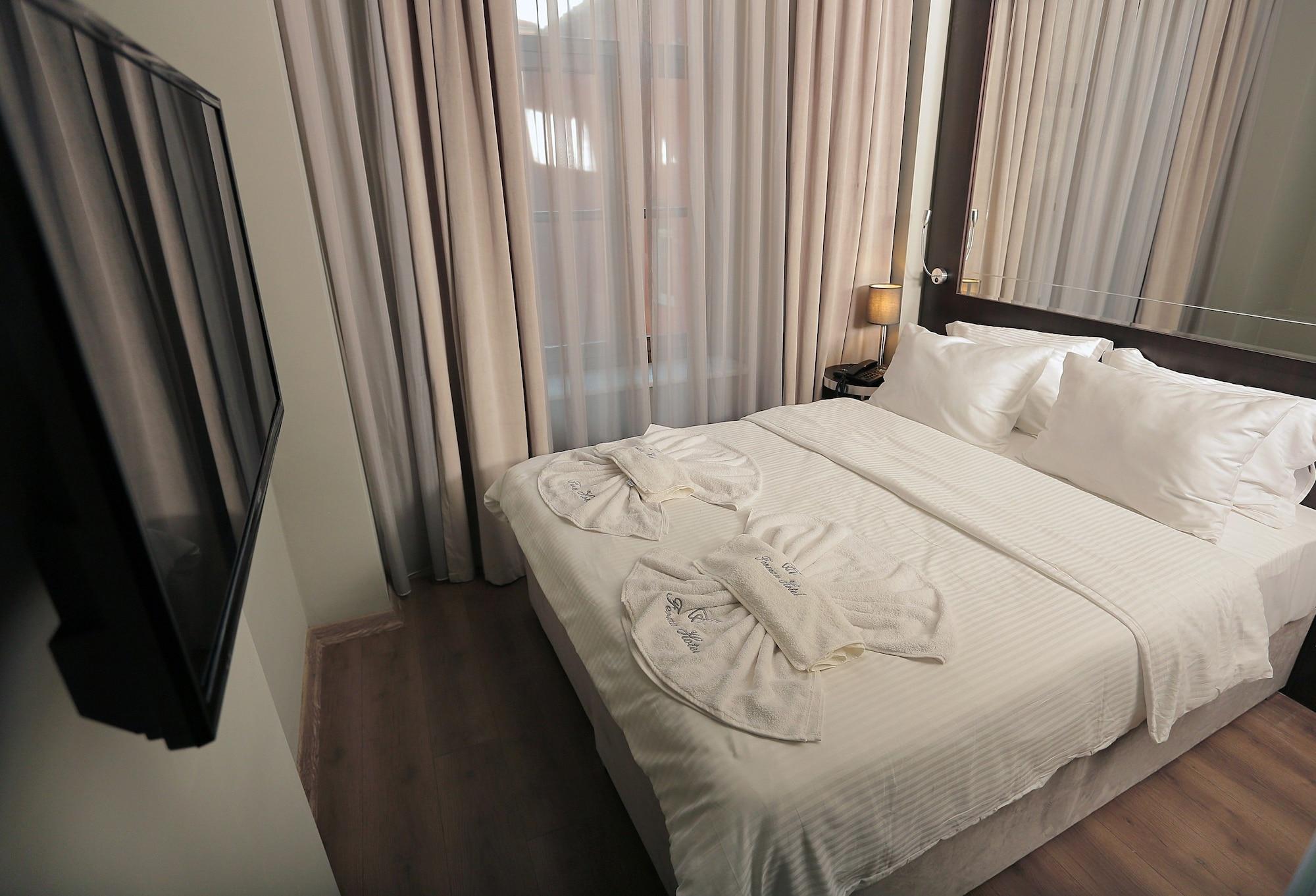 Ferman Pera Hotel Istanbul Exterior photo