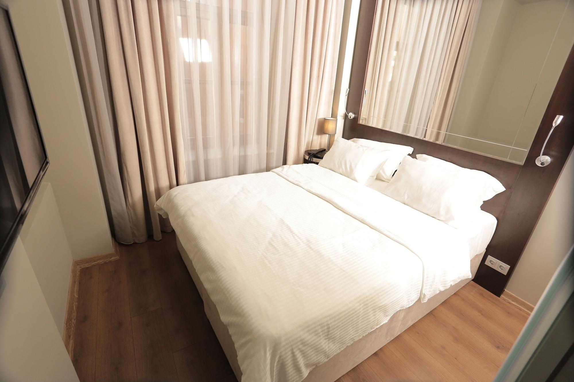 Ferman Pera Hotel Istanbul Exterior photo